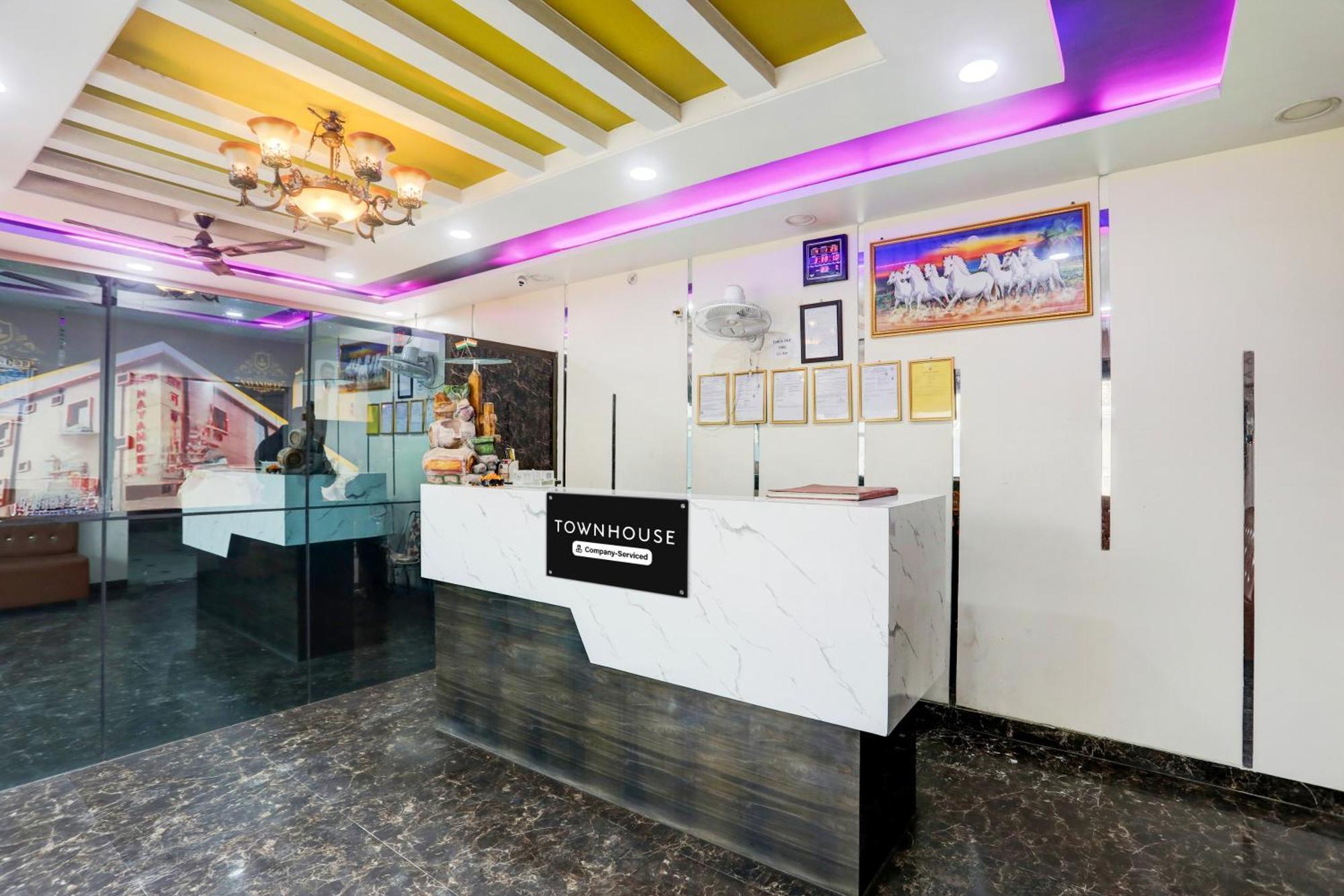Hotel Super Townhouse Gida Near Rto Office Gorakhpur Exterior foto