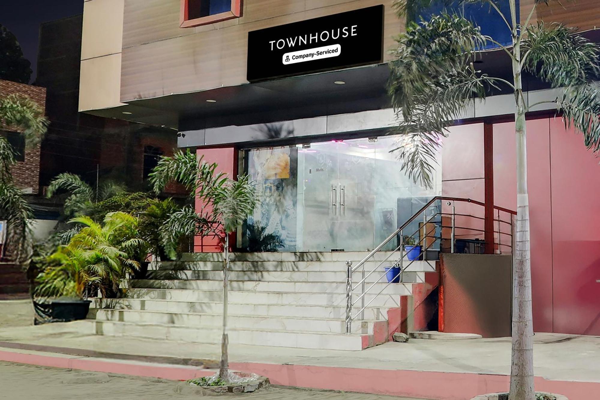 Hotel Super Townhouse Gida Near Rto Office Gorakhpur Exterior foto