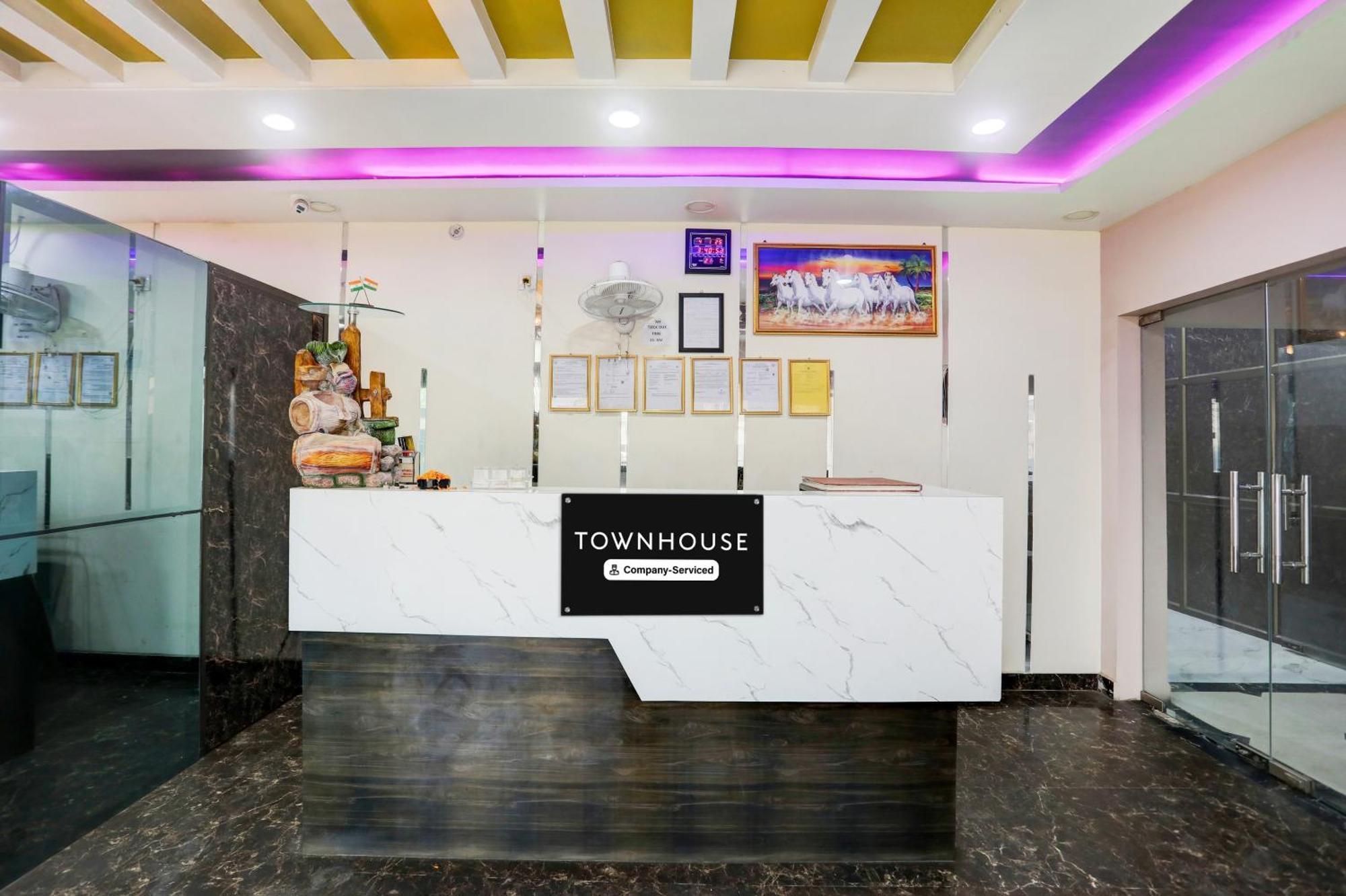 Hotel Super Townhouse Gida Near Rto Office Gorakhpur Exterior foto